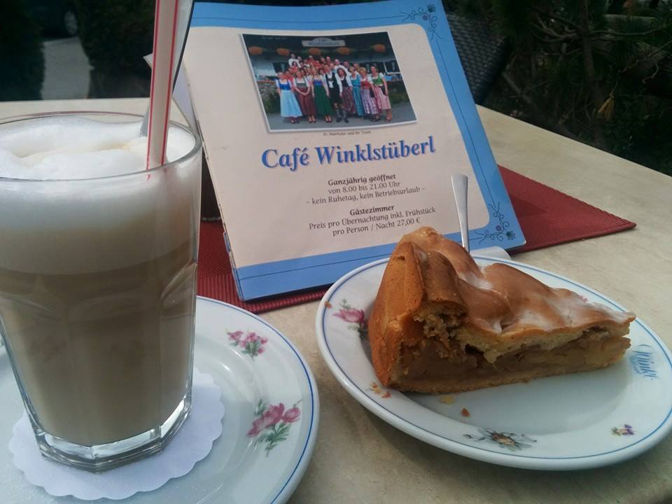 Name:  Winklstüberl.jpg
Views: 14659
Size:  67.5 KB