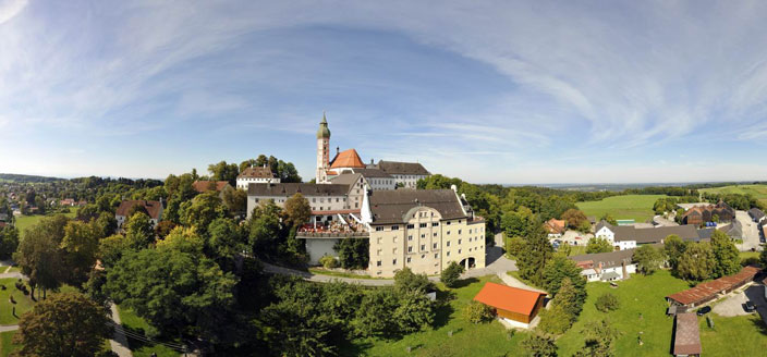 Name:  Kloster Andrechs mdb_109617_kloster_andechs_panorama_704x328.jpg
Views: 27429
Size:  59.1 KB