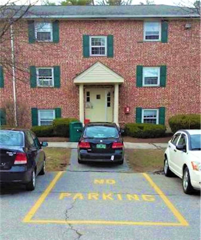 Name:  Parking.jpg
Views: 887
Size:  345.9 KB