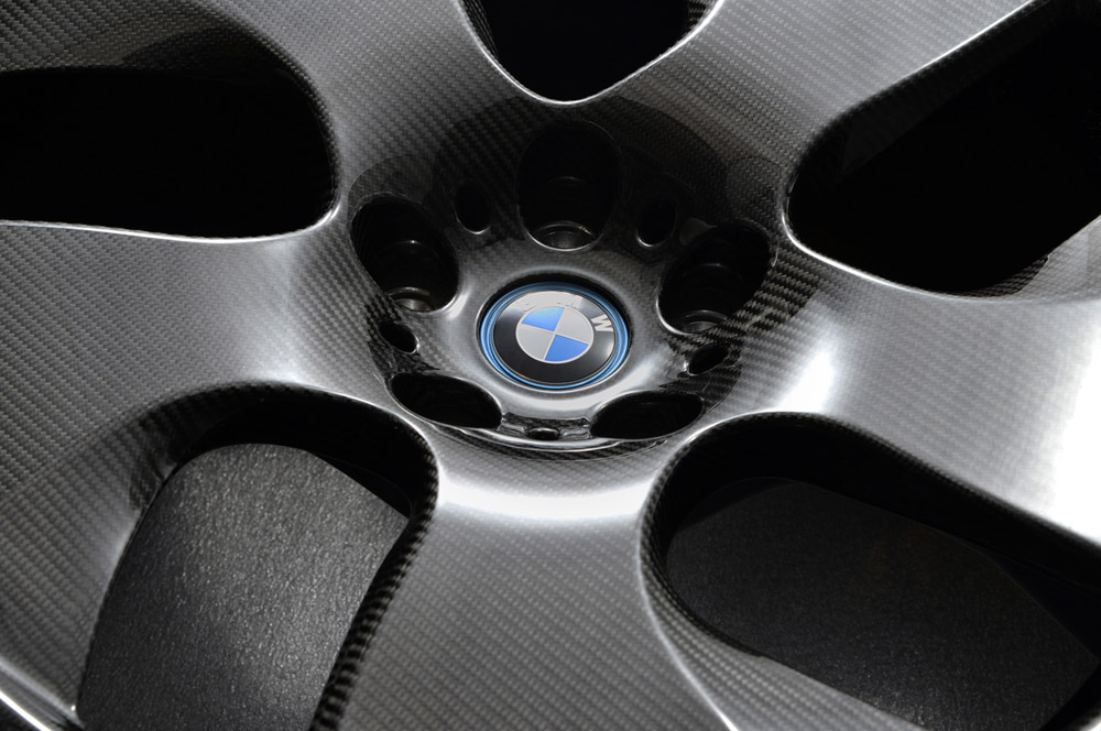 Name:  bmw-carbonfiber-wheel1.jpg
Views: 20767
Size:  165.1 KB