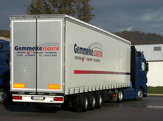 Name:  LKW_hinten.jpg
Views: 1627
Size:  80.6 KB