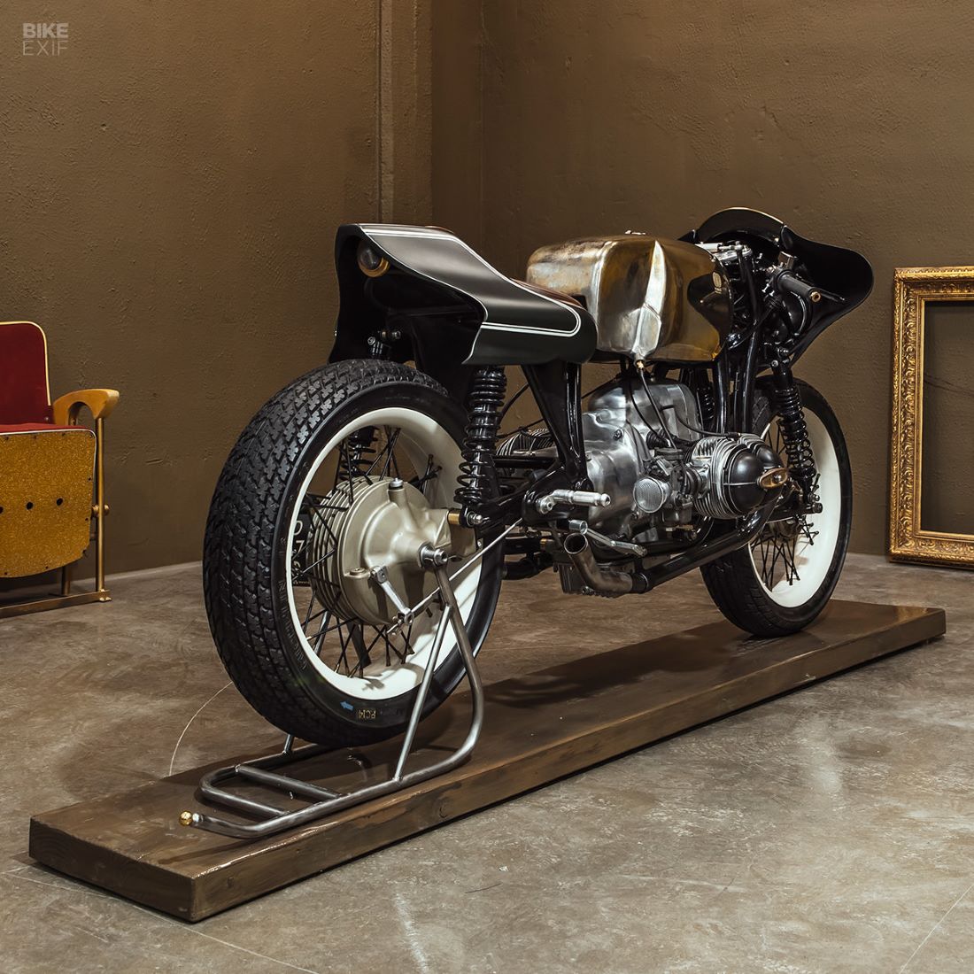 Name:  custom-bmw-r69-10.jpg
Views: 1956
Size:  205.4 KB