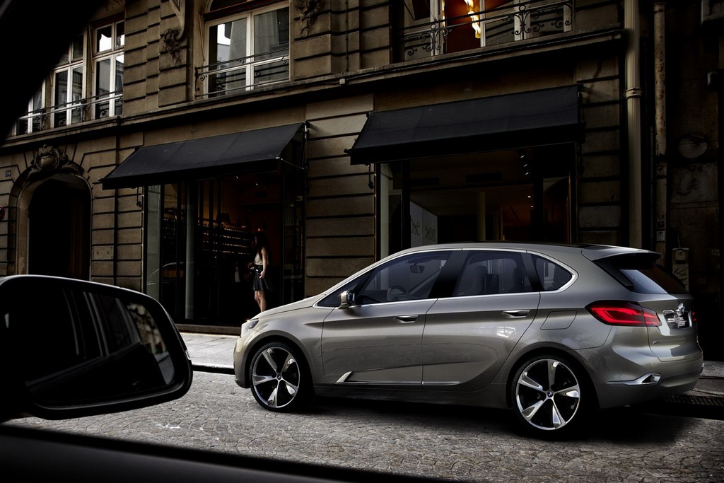 Name:  2012-bmw-active-tourer-concept-revealed-previews-1er-gt-photo-gallery_10.jpg
Views: 13646
Size:  158.6 KB