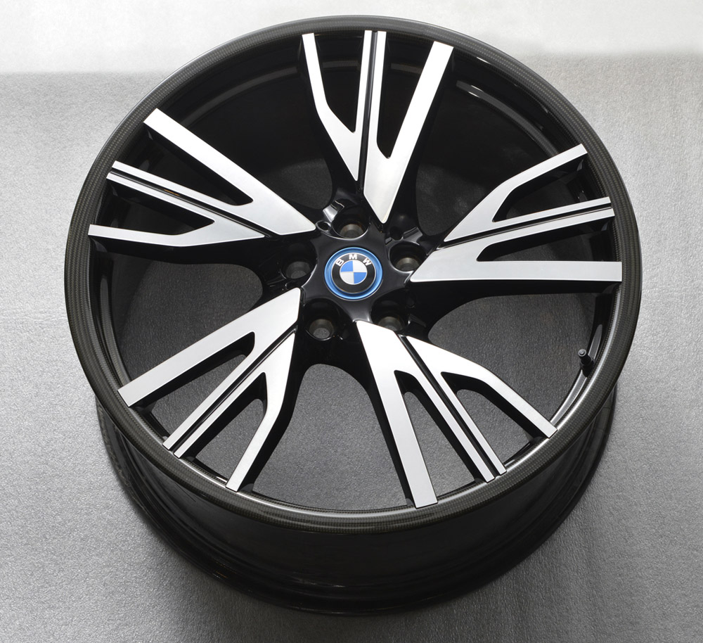 Name:  bmw-carbonfiber-wheel3.jpg
Views: 21075
Size:  270.4 KB