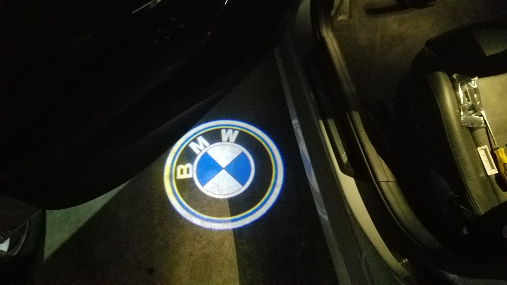 Name:  BMW Door Logo_2.jpg
Views: 2614
Size:  143.7 KB