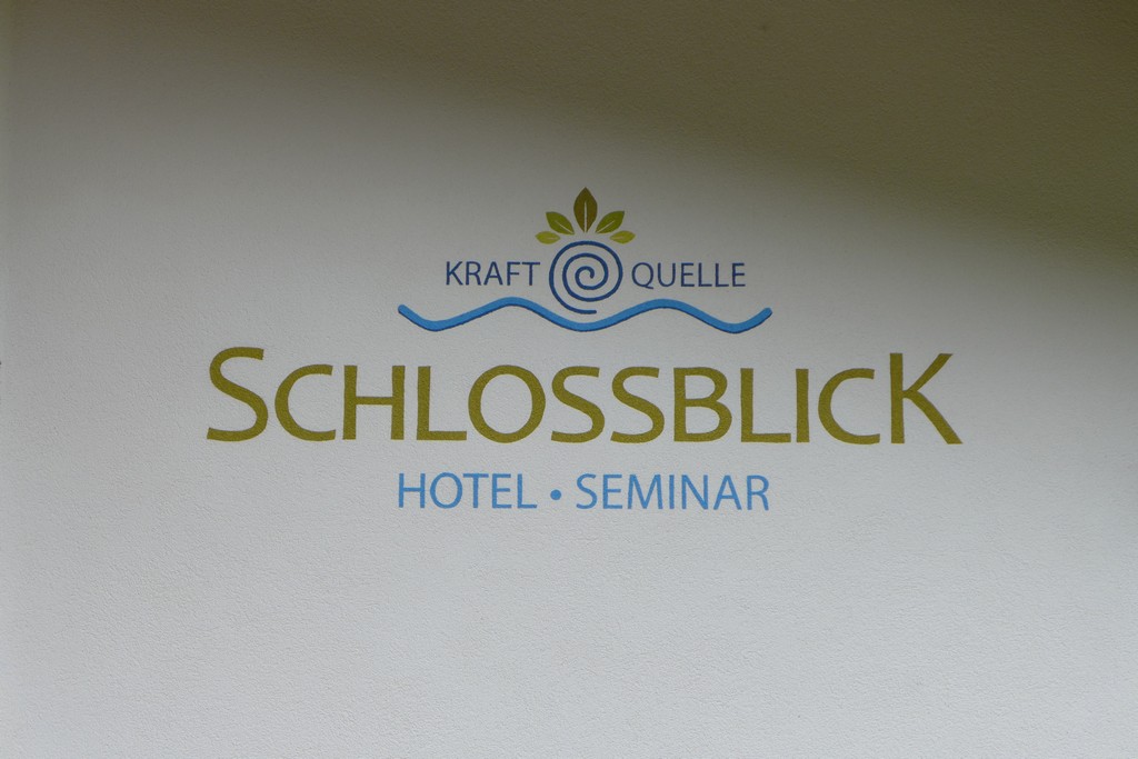 Name:  schloss Blick Hotel Kufstein   P1000990.jpg
Views: 10514
Size:  144.2 KB