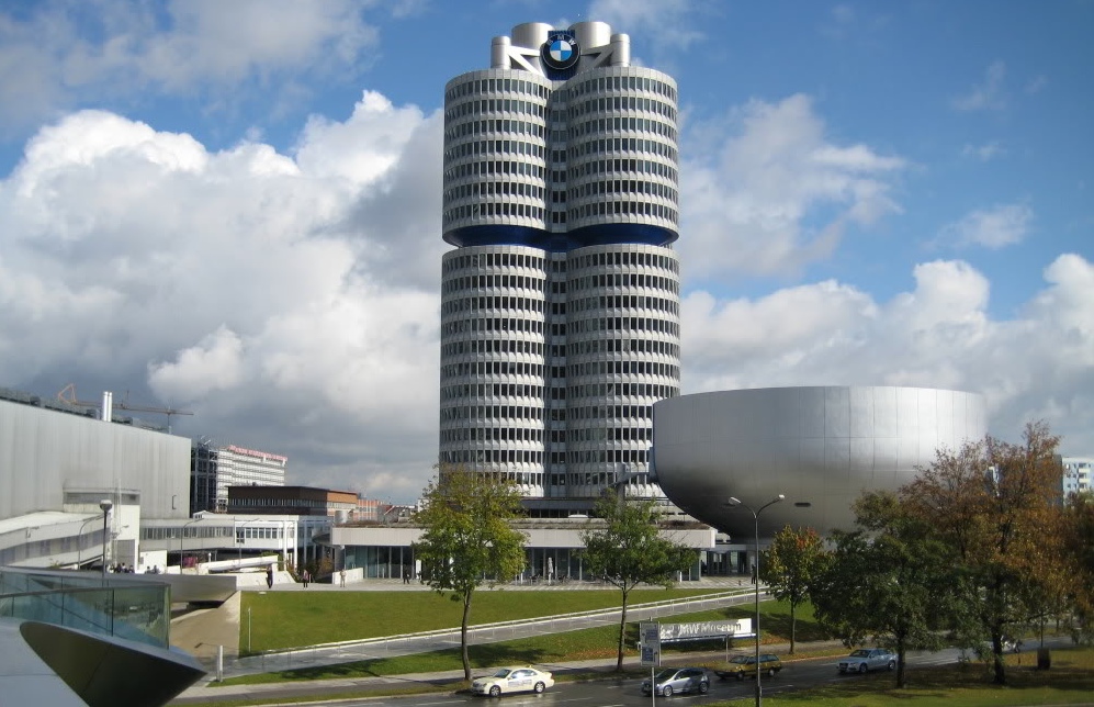 Name:  bmwmuseum31.jpg
Views: 6834
Size:  251.5 KB