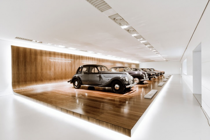 Name:  BMW_museum_in_Munich_by_atelier_bruckner_at_yatzer_13.jpg
Views: 7867
Size:  166.4 KB