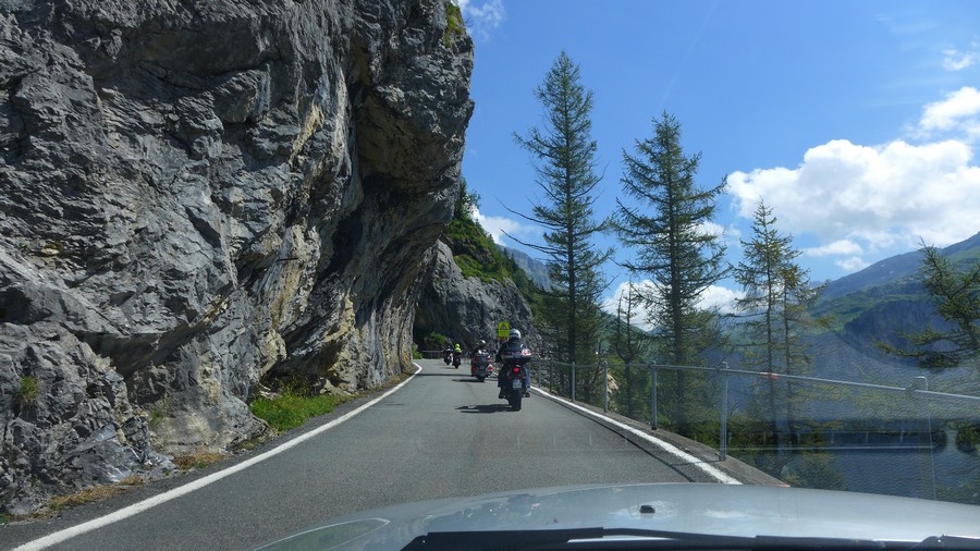 Name:  Furka Pass  P1080556.jpg
Views: 5249
Size:  189.9 KB