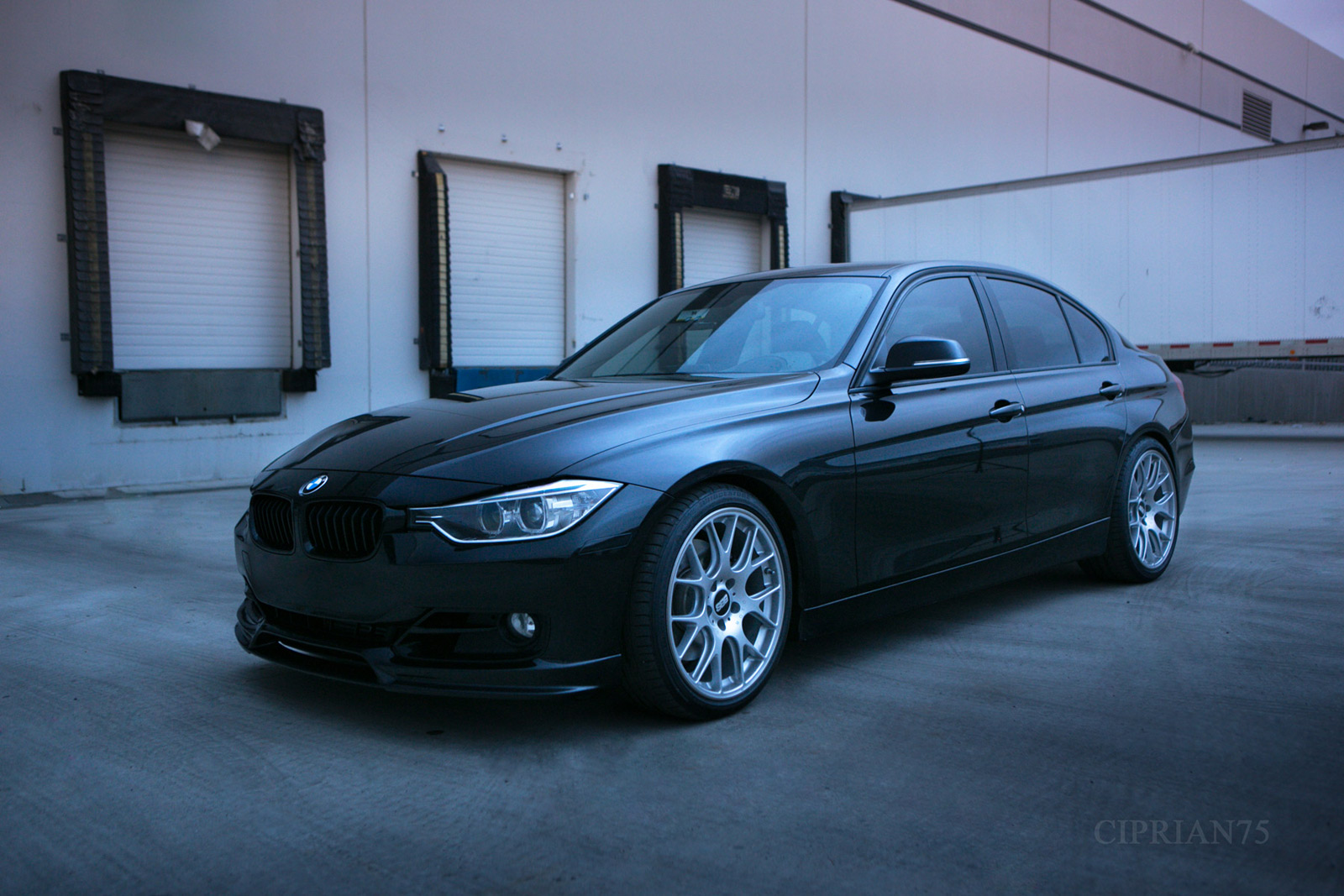 Name:  BMW-CH-R.jpg
Views: 35153
Size:  373.9 KB