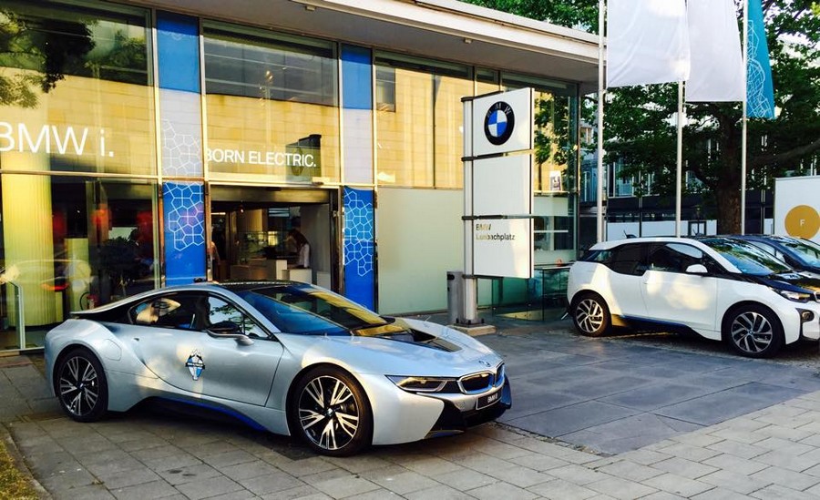 Name:  BMW Lenbachplatz  11737846_10153361413760516_8813658963270719217_n.jpg
Views: 2799
Size:  159.2 KB