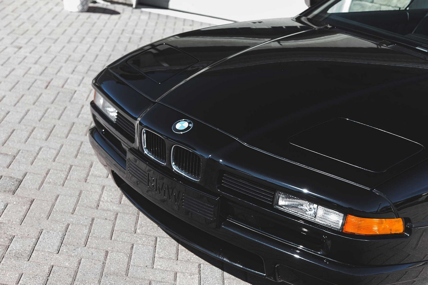 Name:  1994-BMW-850CSi-front-end.jpg
Views: 3878
Size:  248.7 KB