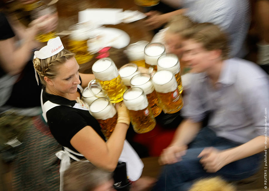 Name:  Oktoberfest_2009_1.jpg
Views: 4138
Size:  110.2 KB