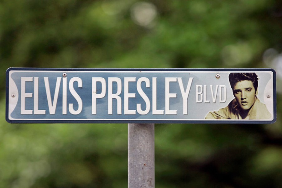 Name:  Elvis-Presley-auf-Spurensuche-729x486-d8434c29a05f2e36.jpg
Views: 9084
Size:  80.5 KB