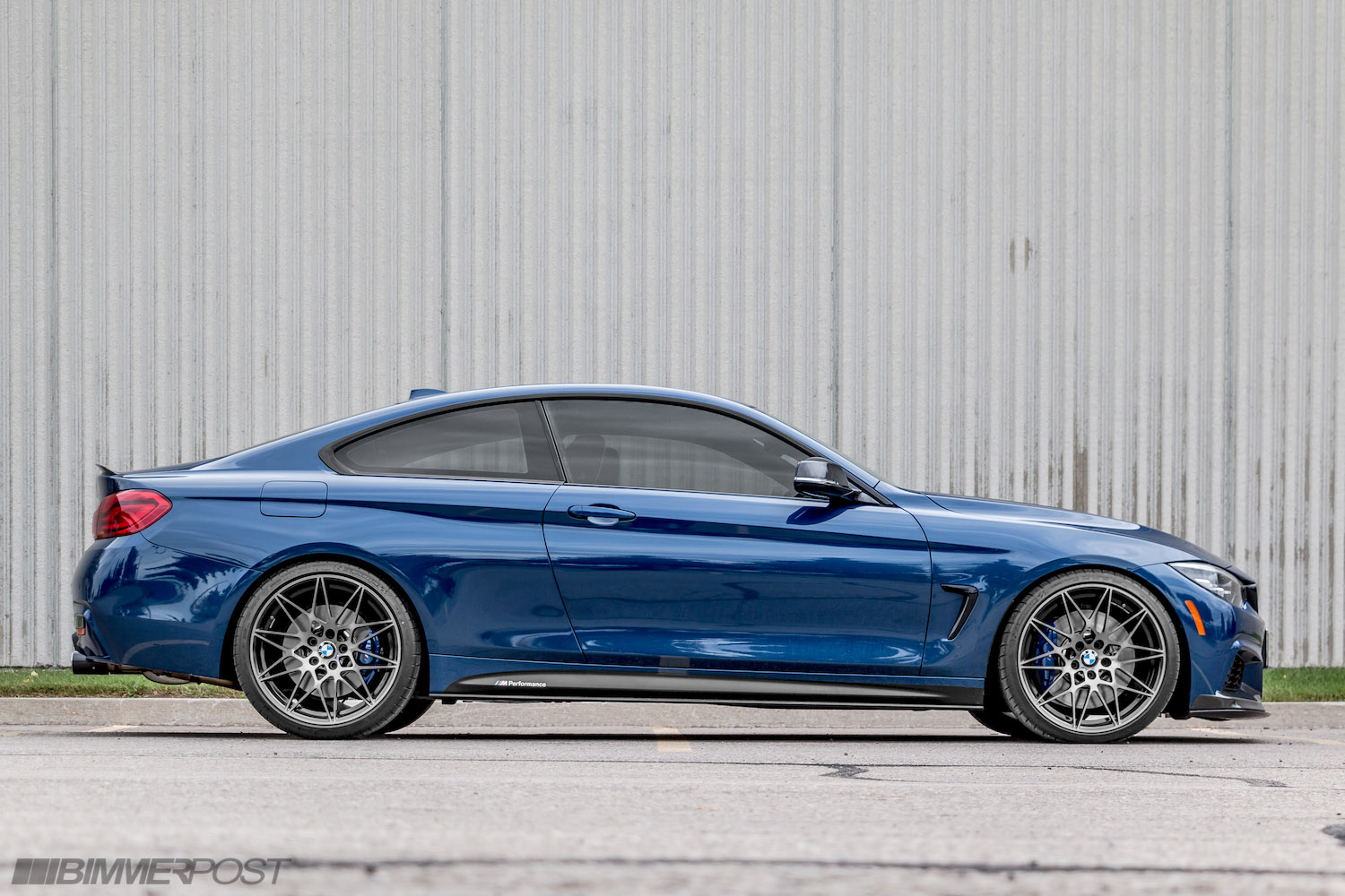 Name:  avus-blue-bmw-440-5.jpg
Views: 61877
Size:  320.3 KB