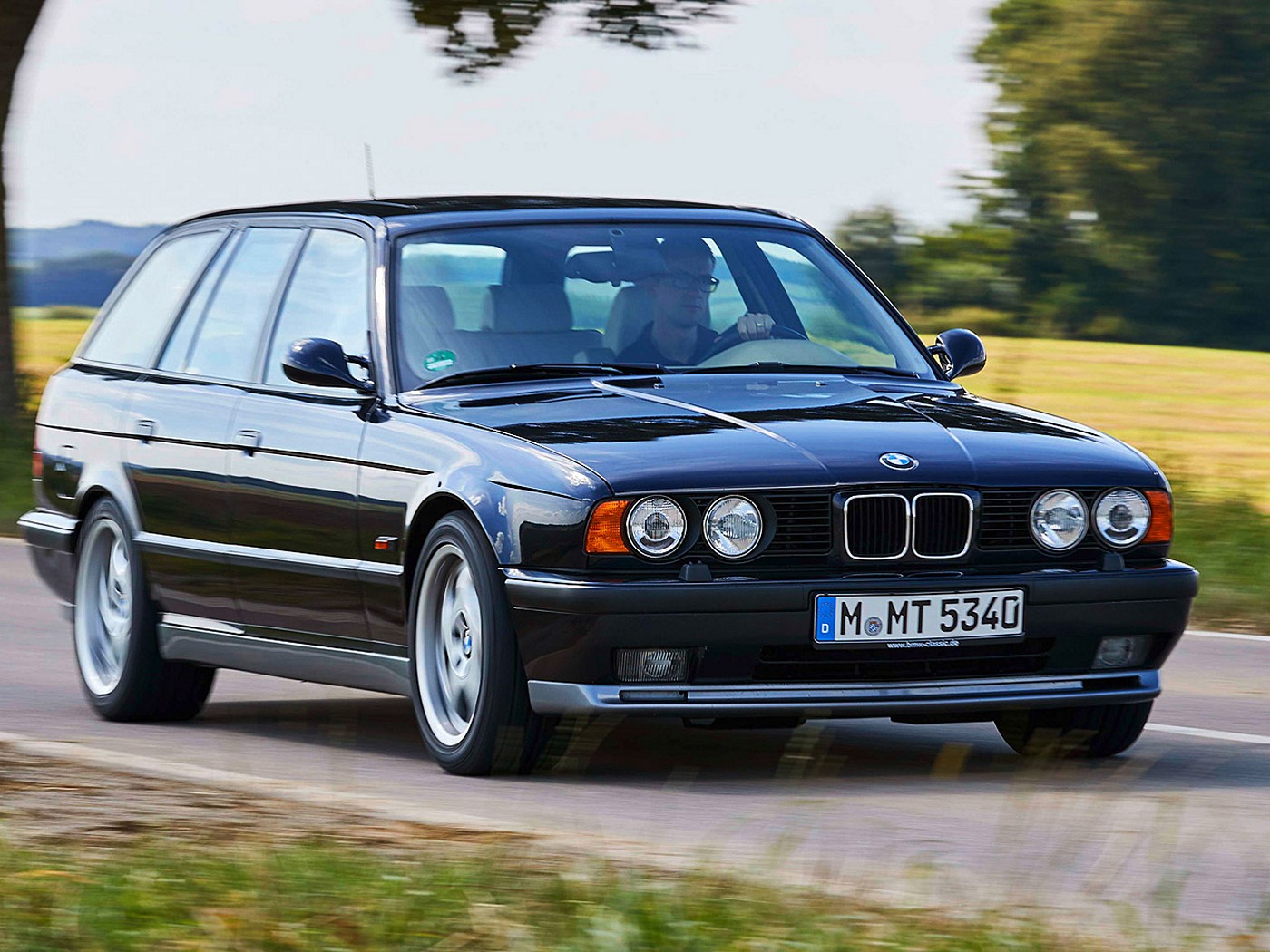 Name:  bmw_m5_touring_9.jpg
Views: 4068
Size:  307.1 KB