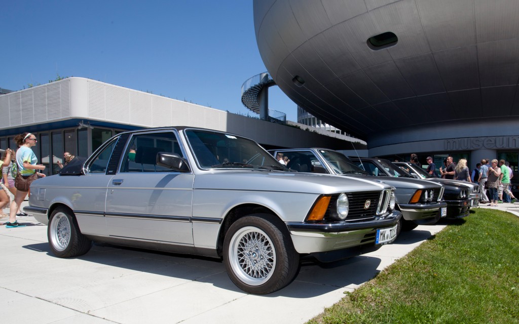 Name:  BMW-E21-3-Series-in-a-row-1024x640.jpg
Views: 1162
Size:  150.7 KB