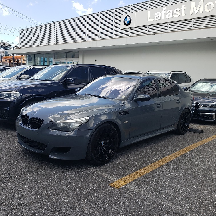 Name:  E60 M5 Front 1.jpg
Views: 367
Size:  289.9 KB