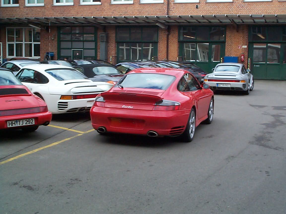 Name:  Porsche Werk I  959sparkednexttonue996TT.jpg
Views: 1382
Size:  82.3 KB