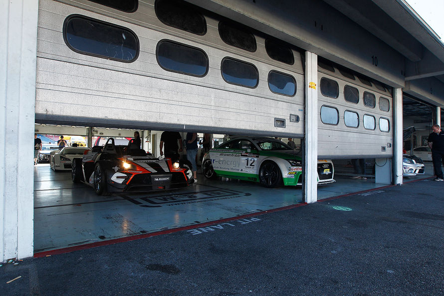 Name:  TunerGP-High-Performance-Days-2012-Hockenheimring-13-fotoshowImage-a4ae8987-599915.jpg
Views: 6990
Size:  132.2 KB