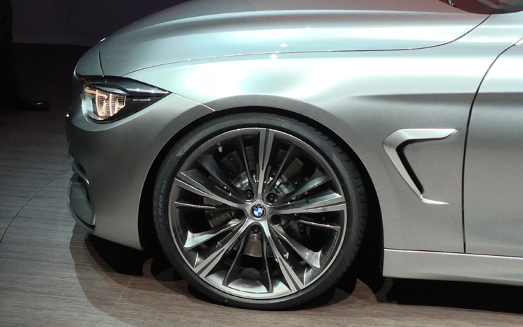 Name:  BMW-4-Series-Coupe-concept-wheel-and-vent.jpg
Views: 18639
Size:  102.8 KB