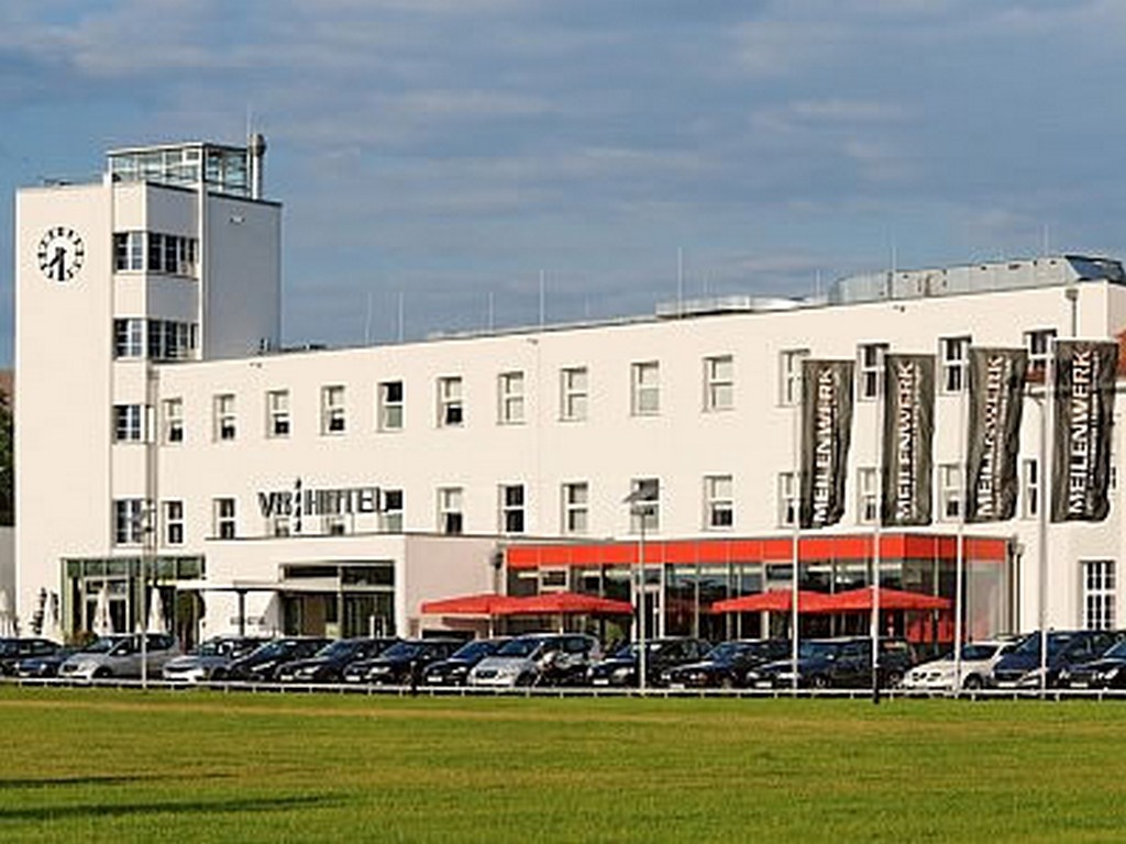 Name:  v8-hotel-im-meilenwerk-stuttgart-boeblingen-8.jpg
Views: 7375
Size:  148.2 KB