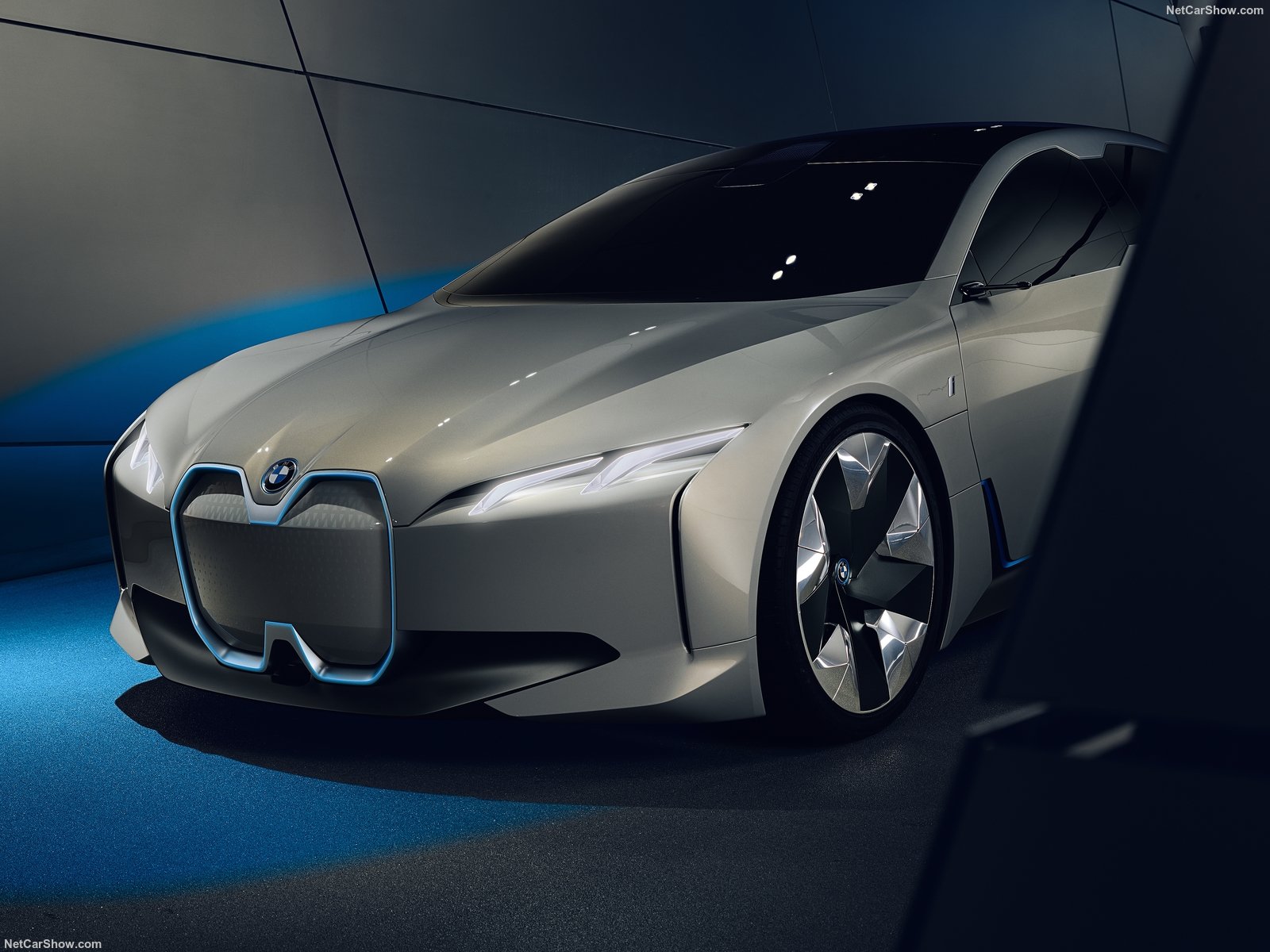Name:  BMW-i_Vision_Dynamics_Concept-2017-1600-0f.jpg
Views: 16398
Size:  212.3 KB