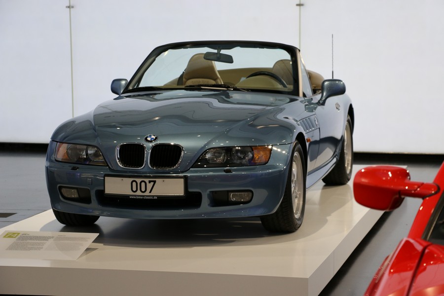 Name:  James Bond Z8  IMG_4986.jpg
Views: 1623
Size:  104.5 KB