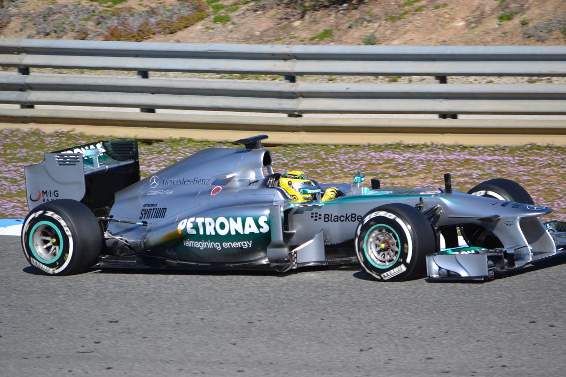 Name:  F1 Testing 2013 142 - Copy.JPG
Views: 1423
Size:  193.8 KB